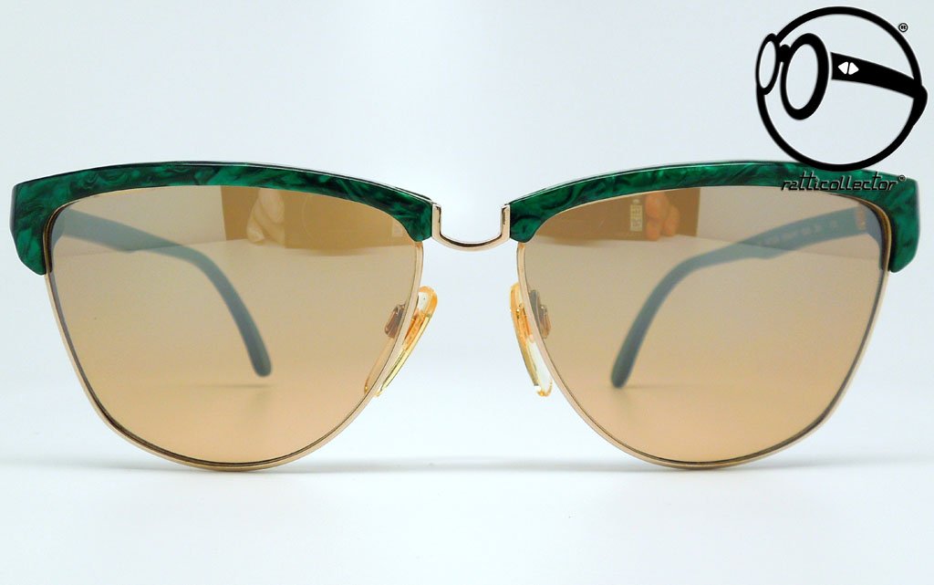 Top 2025 ten glasses