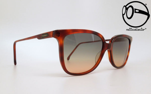 ragazza in by la griffe 13 70s Original vintage frame for man and woman, aviable in our store