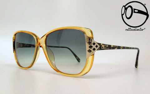 products/05f2-saphira-4188-20-80s-02-vintage-sonnenbrille-design-eyewear-damen-herren.jpg