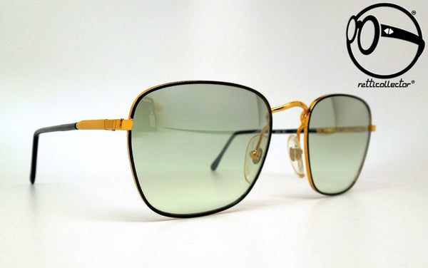 les lunettes mod 351 c1 fgr 80s Original vintage frame for man and woman, aviable in our store