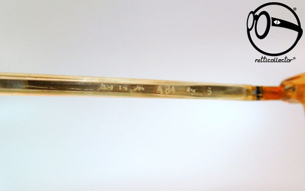gianni versace mod g 26 a84 80s Original vintage frame for man and woman, aviable in our store