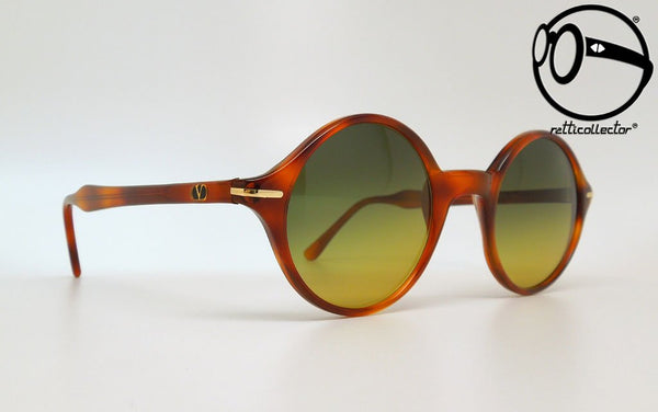 valentino 058 h1 grn 70s Original vintage frame for man and woman, aviable in our store