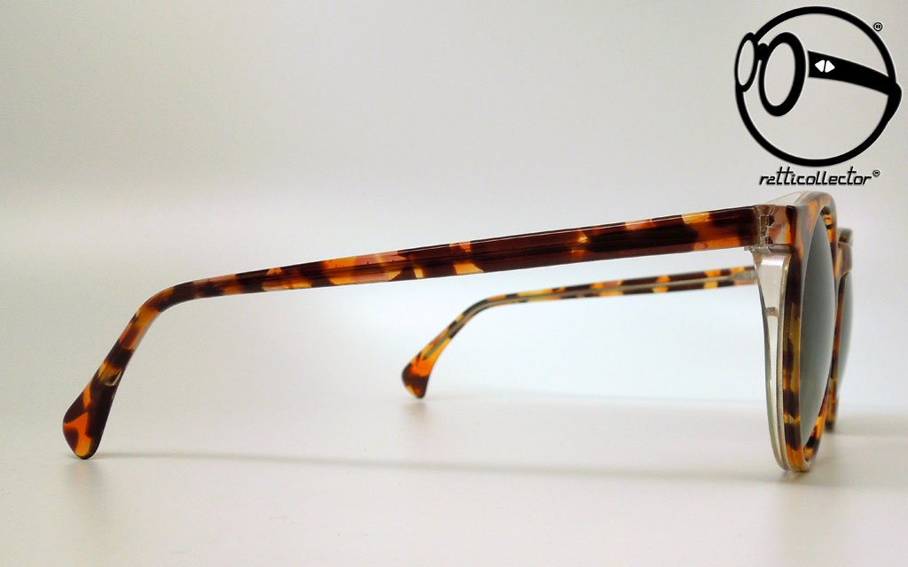 Vintage glasses store shop