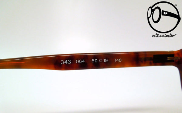 giorgio armani 343 064 80s Original vintage frame for man and woman, aviable in our store