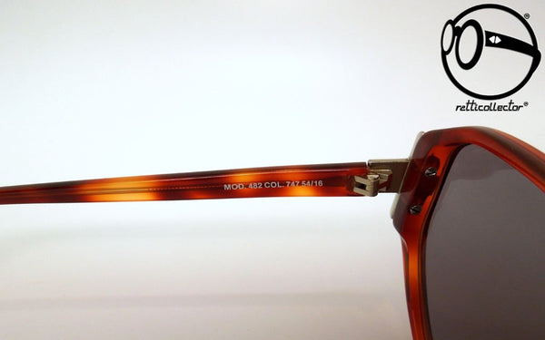 gianni versace mod 482 col 747 80s Original vintage frame for man and woman, aviable in our store