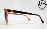 roberto capucci rc 11 903 80s Unworn vintage unique shades, aviable in our shop