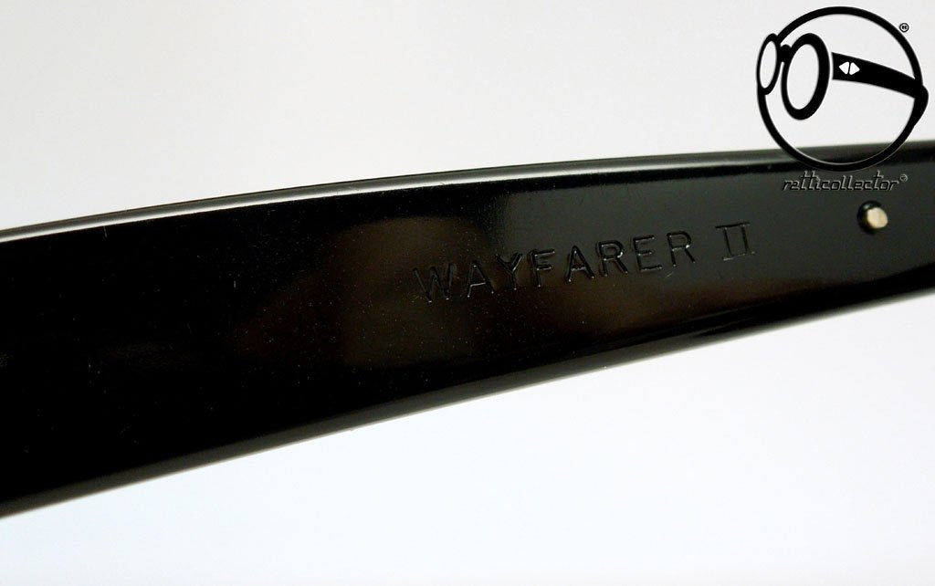 VINTAGE SUNGLASSES RAY BAN B&L WAYFARER II STREET NEAT W0492